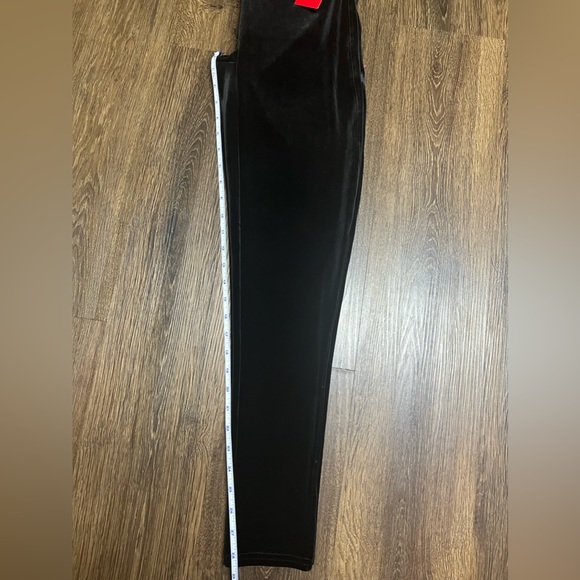 NWT - Spanx Black Velvet Leggings XL - Picture 9 of 9